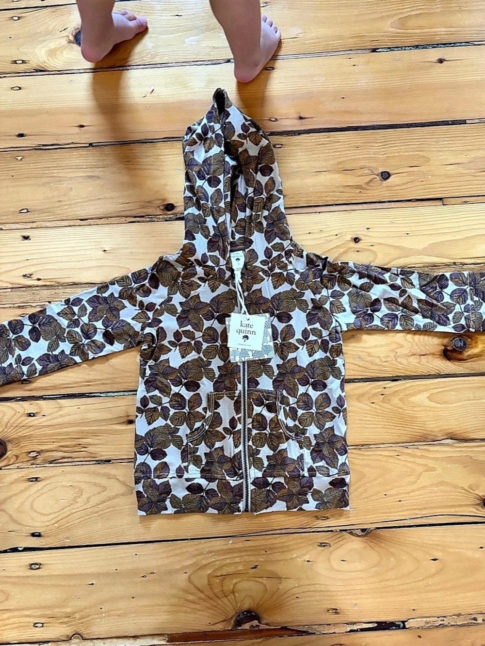 NWTs kate quinn zip up hoodie Floral Brown & White Size 2T